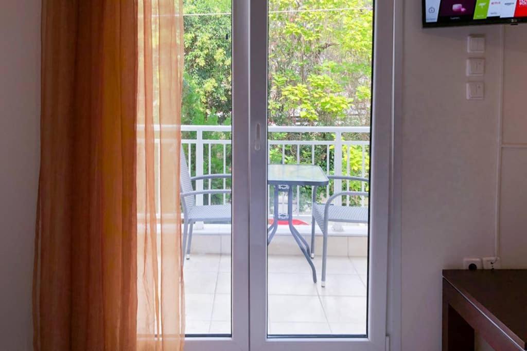 Cozy Studio Near The Beach 1Stfloor Nea Iraklitsa Exterior foto